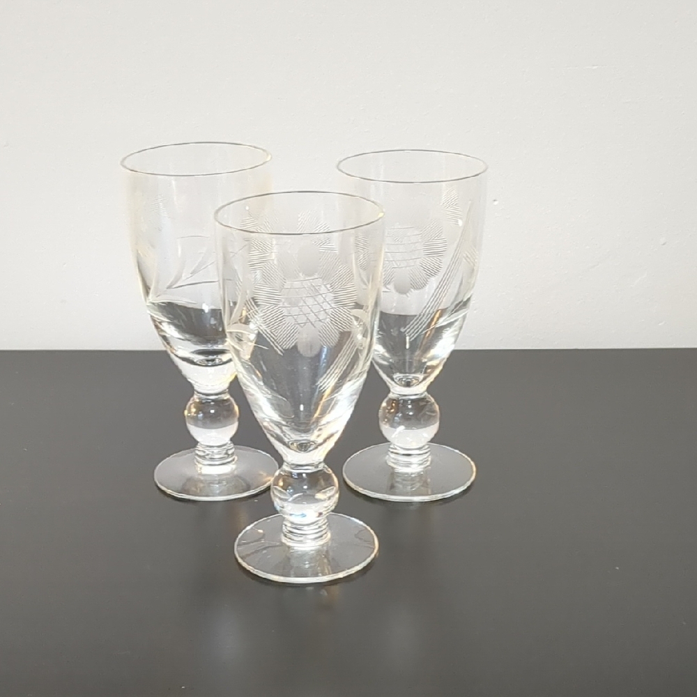 3 / 40$ 🇮🇪 Duiske Vintage Hand Cut Glasses - Set of 3
